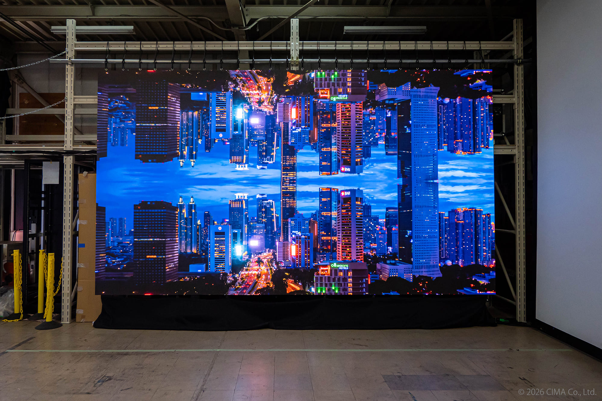 vistech,UC615VA,LEDディスプレイ,LEDビジョン